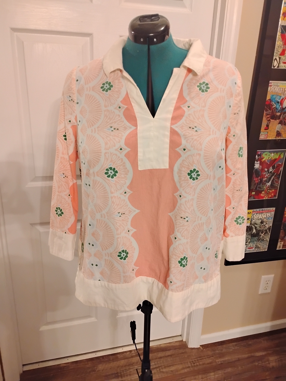 crown & ivy Peach Floral Print Tunic with White Trim
